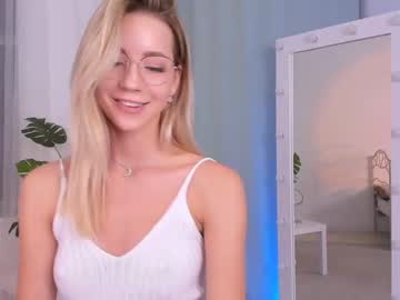 cam girl emmi_rosee image #487049