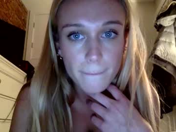 cam girl daddyslittleangels_ image #1424083