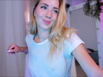 cam girl emmi_rosee image #2232433