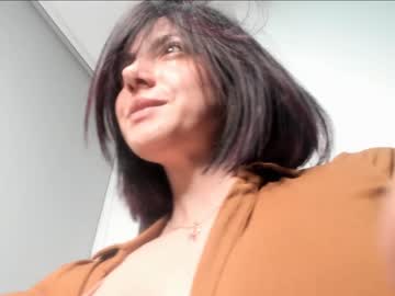 cam girl vanandjuani image #2049035