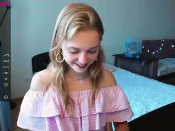 cam girl shy_mirabel image #2656444