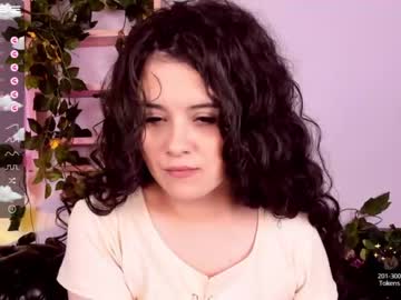 cam girl sharlotte_gilbi image #2228116