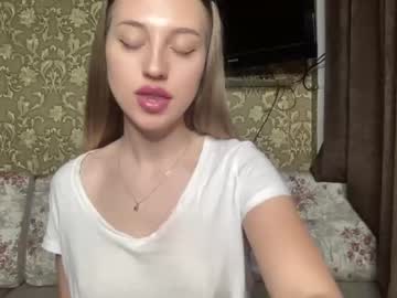 cam girl lily_hun image #624015