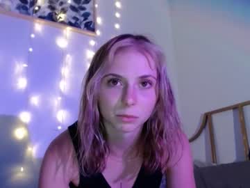 cam girl emilystarxs image #3941008