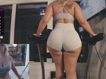 cam girl milavalentinax image #1352146