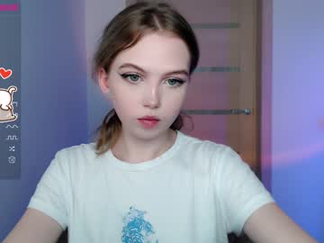 cam girl small_blondee image #3256365