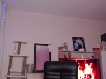 cam girl gudeeetama image #455549