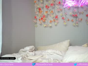cam girl rosiebones image #1718697