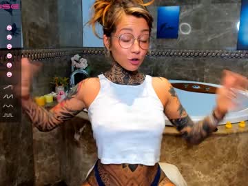 cam girl nickyneck image #292328