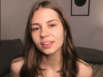 cam girl junebragga image #2144755