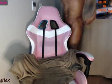 cam man chillingflex image #686684