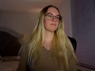 cam girl mariah95 image #3218935