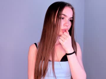 cam girl joanstrickland image #3918753