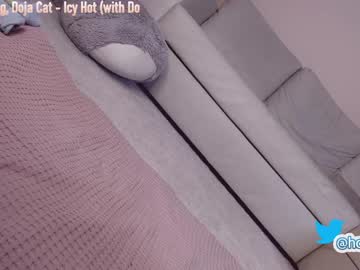 cam girl hollyextra image #374102