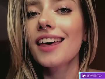 cam girl _yvie_ image #3616401