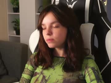 cam girl darellecrago image #4017294