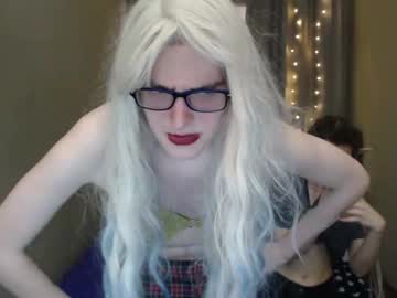 cam couple crimsonmilk01 image #1965996