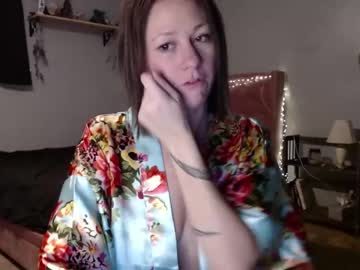 cam girl its_me_ella image #5012