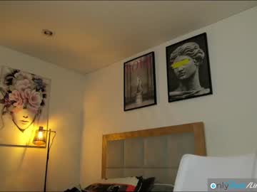 cam girl lindabluee image #650358