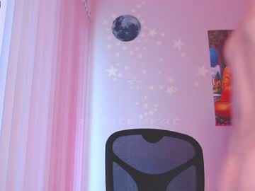cam girl petitebrat image #677022
