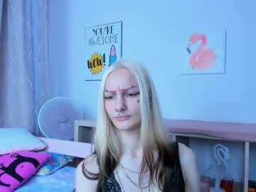 cam girl erika__lodge image #2225813