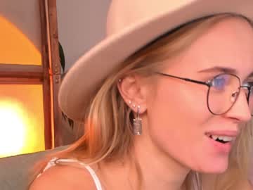 cam girl linellali image #2748771