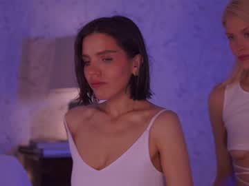 cam girl _2strangers image #2128228