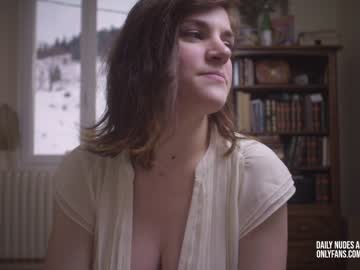 cam girl claire_moulin image #1040237