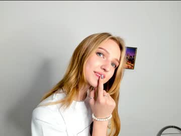 cam girl nobarbie image #3940916