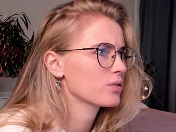 cam girl linellali image #2727282