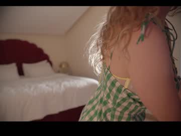 cam girl chillwithkira image #1543573