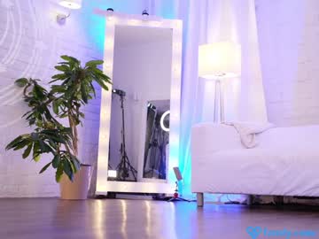 cam girl eva_fashionista image #3263316