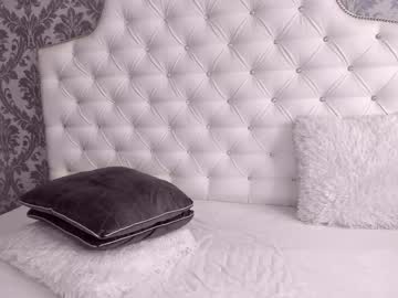 cam girl kiss_jess image #1140904