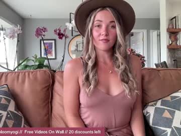 cam girl bloomyogi image #1846677