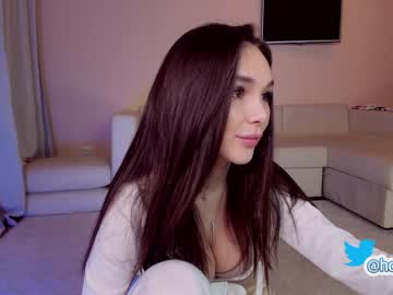 cam girl hollyextra image #3022415