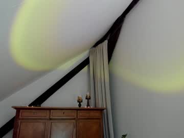 cam girl taralanes image #2651556