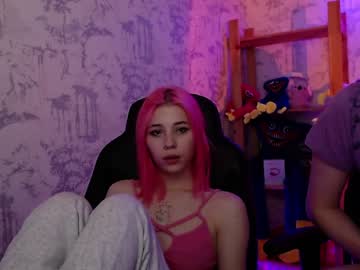 cam girl sarah_kurt image #3132124