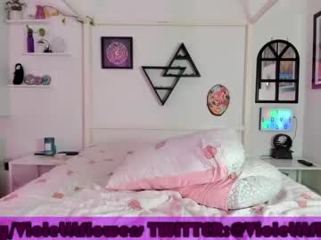 cam girl violetttflowers image #416866