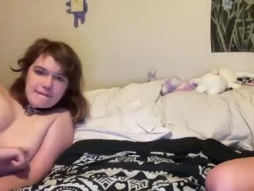 cam couple polyhouseofgays image #3606824