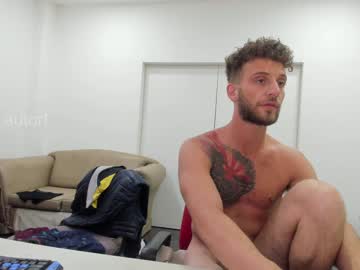 cam man classied image #1474734