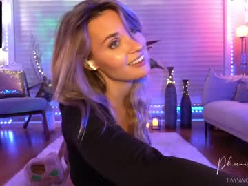 cam girl phoenix_taylor image #872478