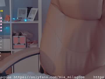cam girl mia_milagros image #1181358