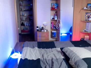 cam girl ho1yh01e image #1973081