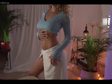 cam girl chillwithkira image #2458366