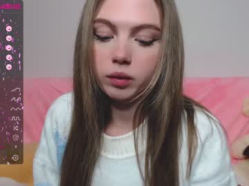 cam girl small_blondee image #2994458