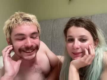 cam couple saliva_trash image #3931281