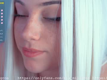cam girl mia_milagros image #861712