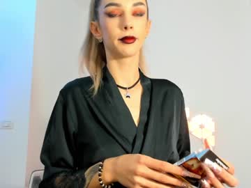 cam girl hotfallingdevil image #2971240