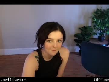cam girl lucydelovely image #2261521