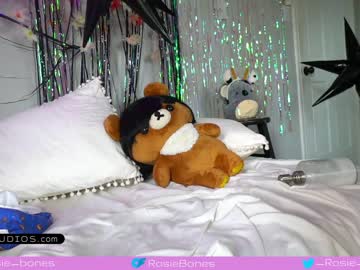 cam girl rosiebones image #2807968